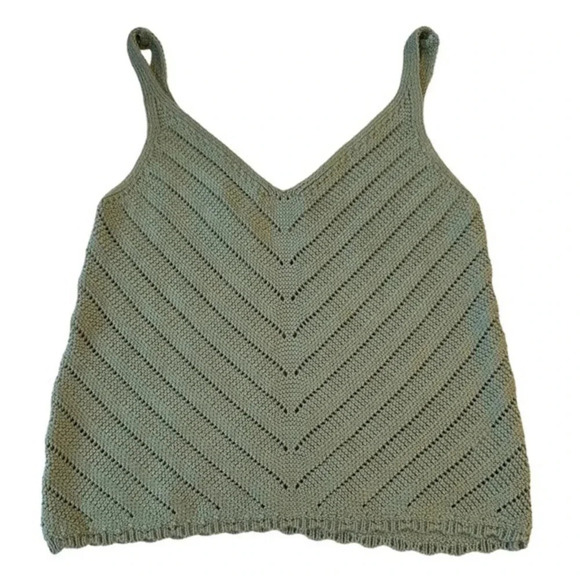 Becool‎ cropped knit tank. Sage green M/L - Picture 1 of 6
